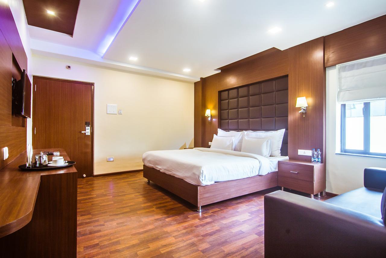 Hotel Sawood International Kolkata